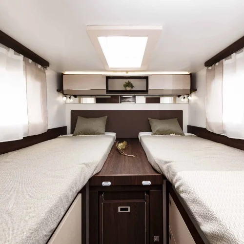 (Perspectiva) dormitorio autocaravana